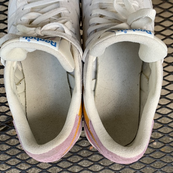 Women’s Reebok Classics - Picture 12 of 13